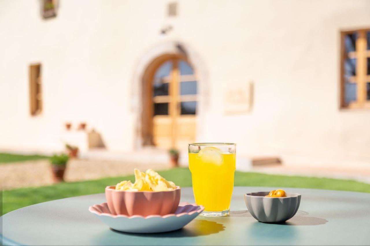 Nits De Bosc Guest House Vilassar De Dalt Exterior photo